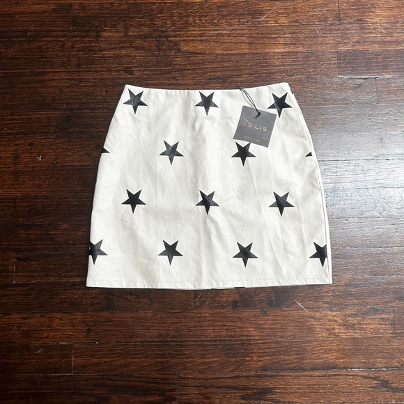 Le Lis Dresses & Skirts - LE LIS FAUX LEATHER WHITE STAR MINI SKIRT